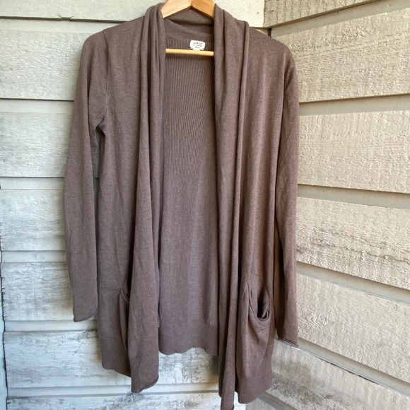 SOLD aritzia | brown drapey cardigan | silk cashmere blend | size small - Picture 2 of 10